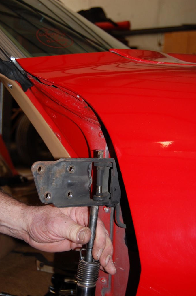 1968-82 Corvette Door Hinge and Window Repair | CC Tech